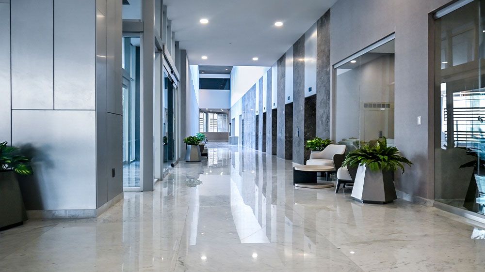 Pasillo principal de Hospital Ángeles Valle Oriente
